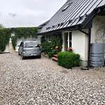 Privatunterkunft Morska Bryza -pokoje Goscinne Na Trasie R10 Darłowo