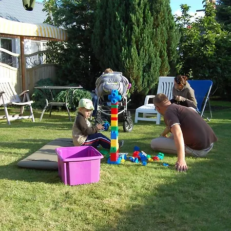 民宿 Morska Bryza -pokoje Goscinne Na Trasie R10 *