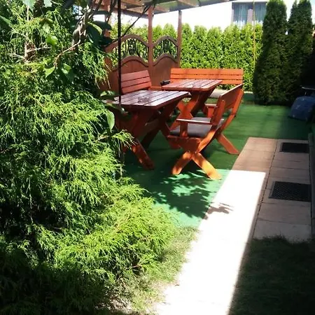 Morska Bryza -pokoje Goscinne Na Trasie R10