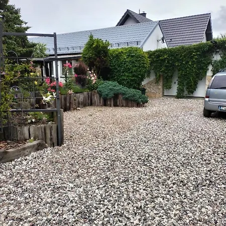 Morska Bryza -pokoje Goscinne Na Trasie R10 * Darlowo