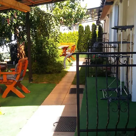 民宿 Morska Bryza -pokoje Goscinne Na Trasie R10 达尔沃沃