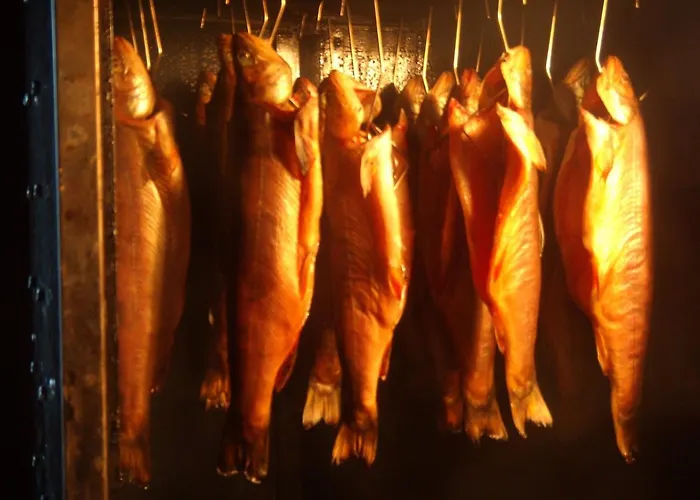 Morska Bryza -pokoje Goscinne Na Trasie R10