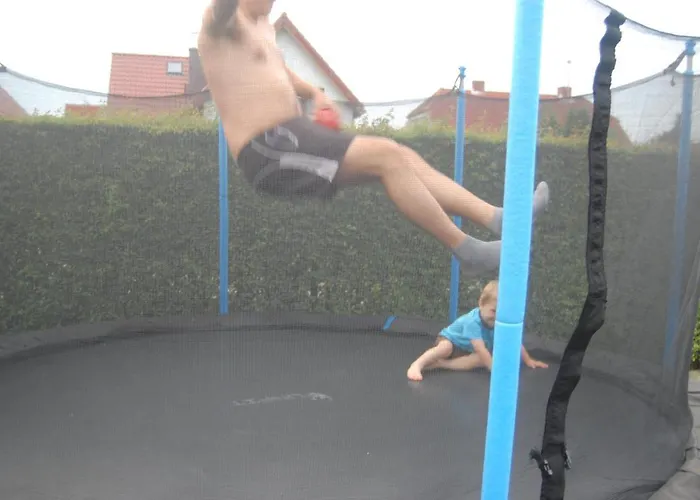 Morska Bryza -pokoje Goscinne Na Trasie R10