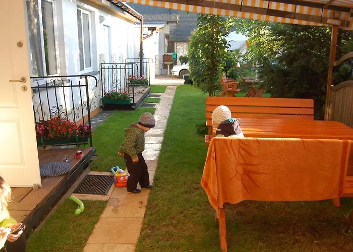 Morska Bryza -pokoje Goscinne Na Trasie R10