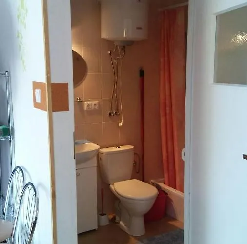 Morska Bryza -pokoje Goscinne Na Trasie R10 *