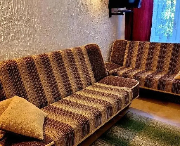 Morska Bryza -pokoje Goscinne Na Trasie R10 民宿 达尔沃沃