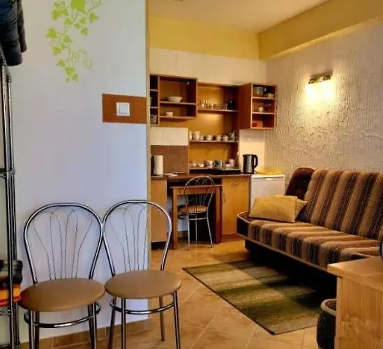 Morska Bryza -pokoje Goscinne Na Trasie R10 *