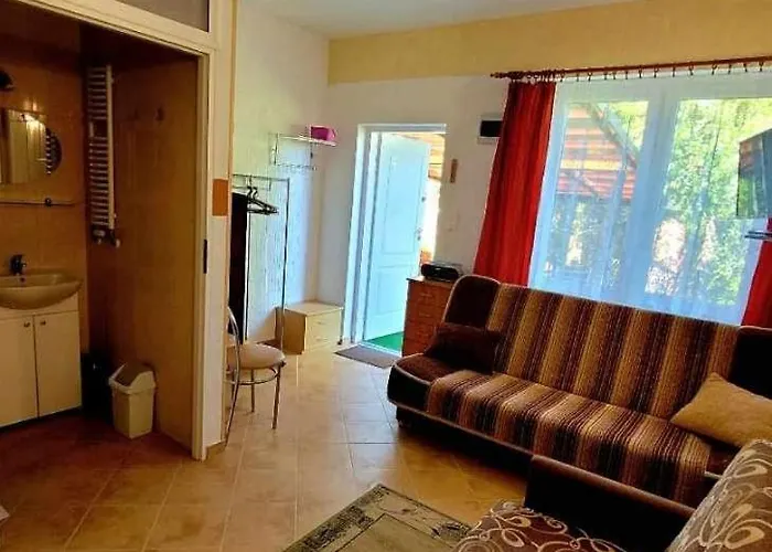 Homestay Morska Bryza -pokoje Goscinne Na Trasie R10