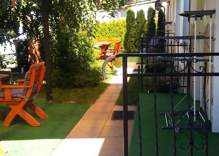 Homestay Morska Bryza -pokoje Goscinne Na Trasie R10 Darlowo